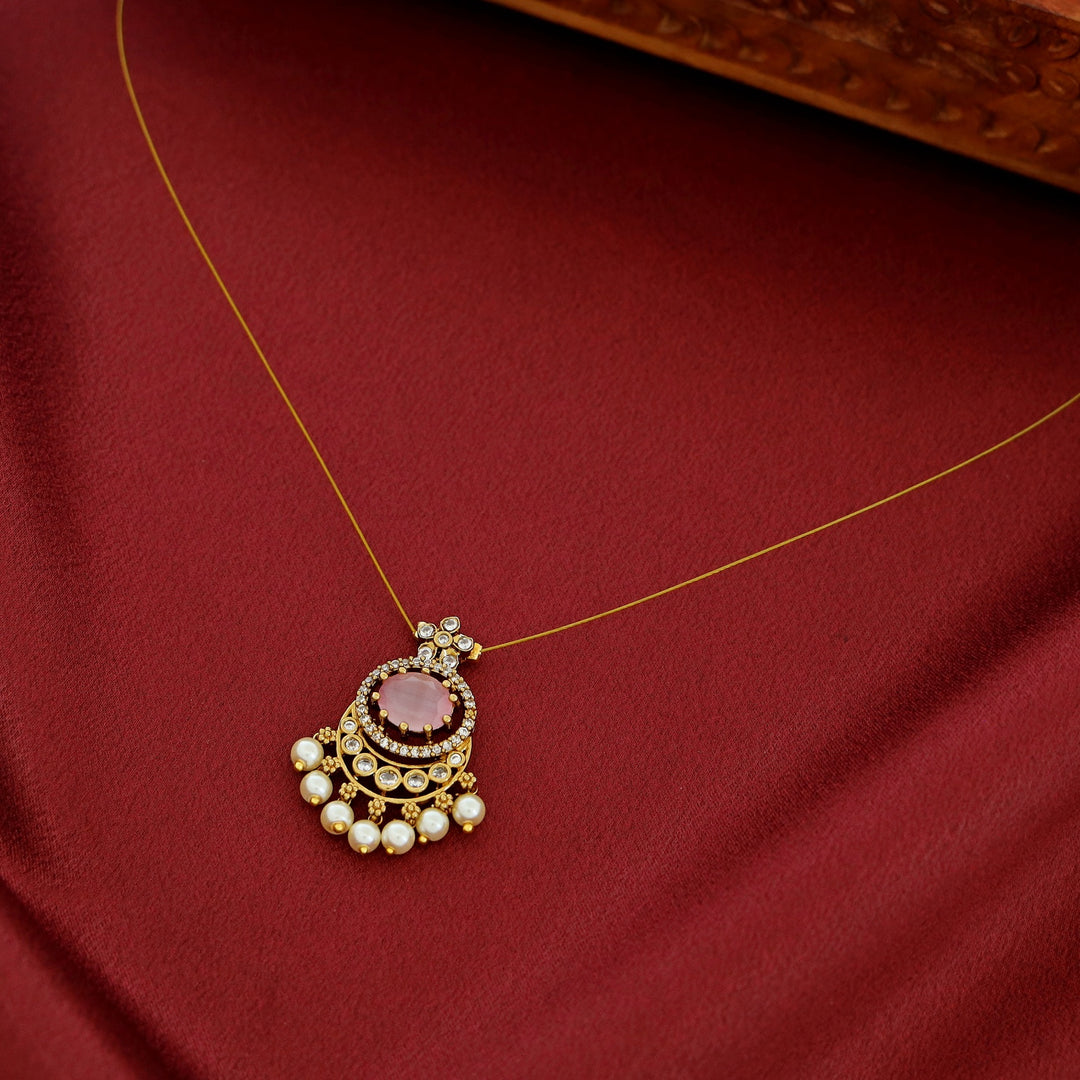 Asmita Pearl Glossy String Neckpiece