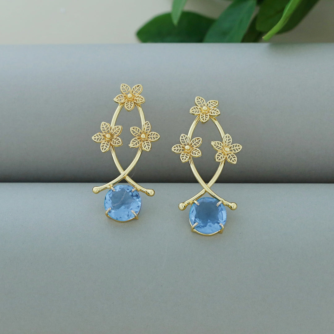 Anara Tri Flower Glossy Claw Earring