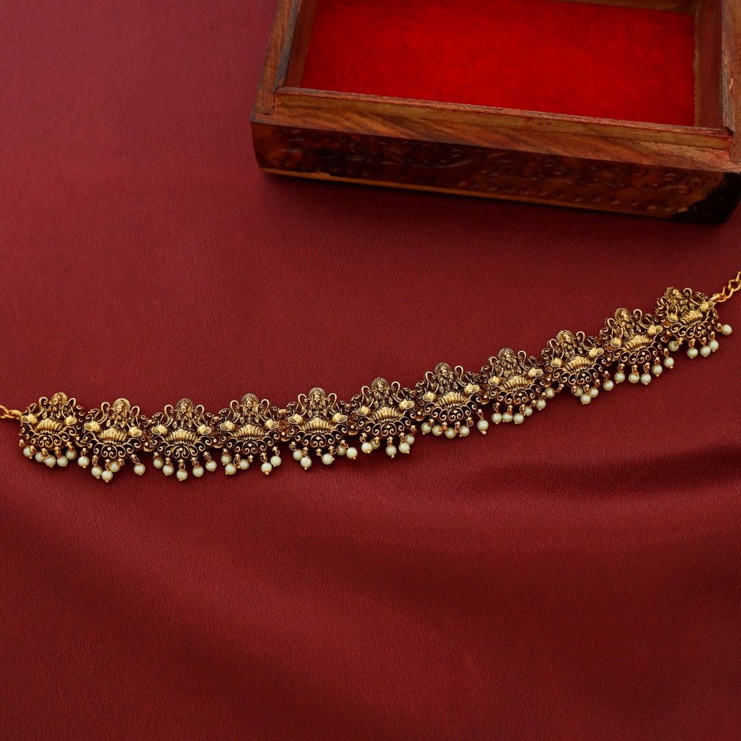Bhumika Devi Pearl Hip Chain