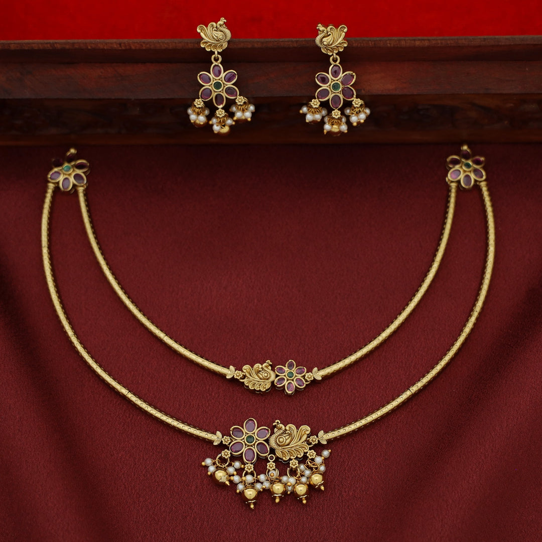Bhamavathi 2 Layer Golden Ball Floral Mayura Short Neckpiece with Earring