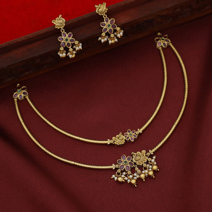 Bhamavathi 2 Layer Golden Ball Floral Mayura Short Neckpiece with Earring