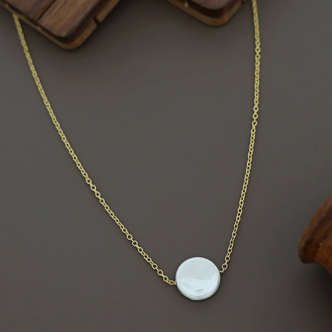 Sereni Circle Baroque Neckpiece