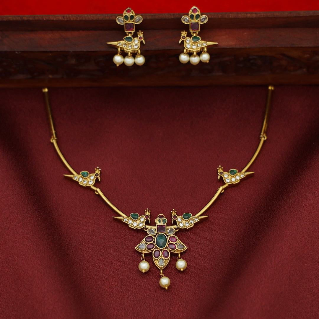 Sripadma Bird Pearl Stiff Neckpiece with Earring