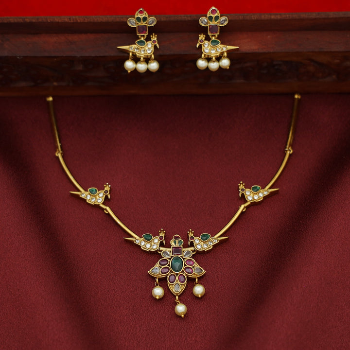 Sripadma Bird Pearl Stiff Neckpiece with Earring