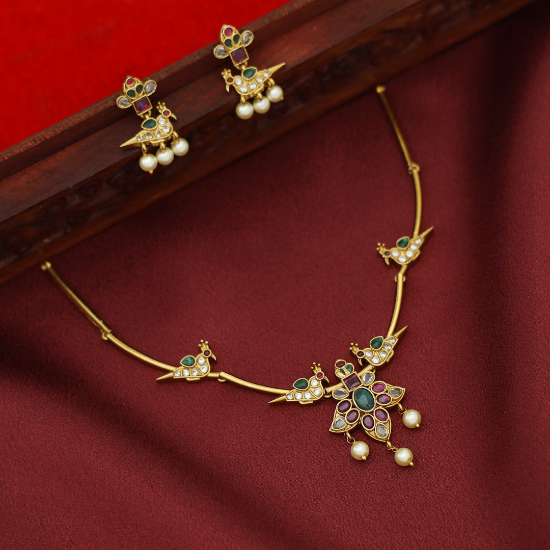 Sripadma Bird Pearl Stiff Neckpiece with Earring