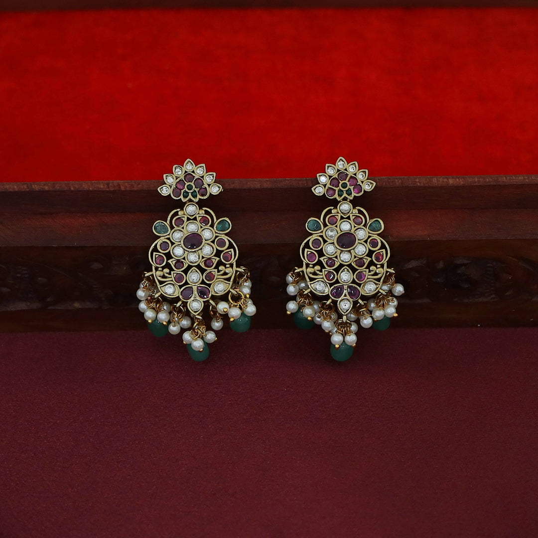 Premium Bhanupriya Kemp Stone Pearl Beaded Short Neckpiece With Earring