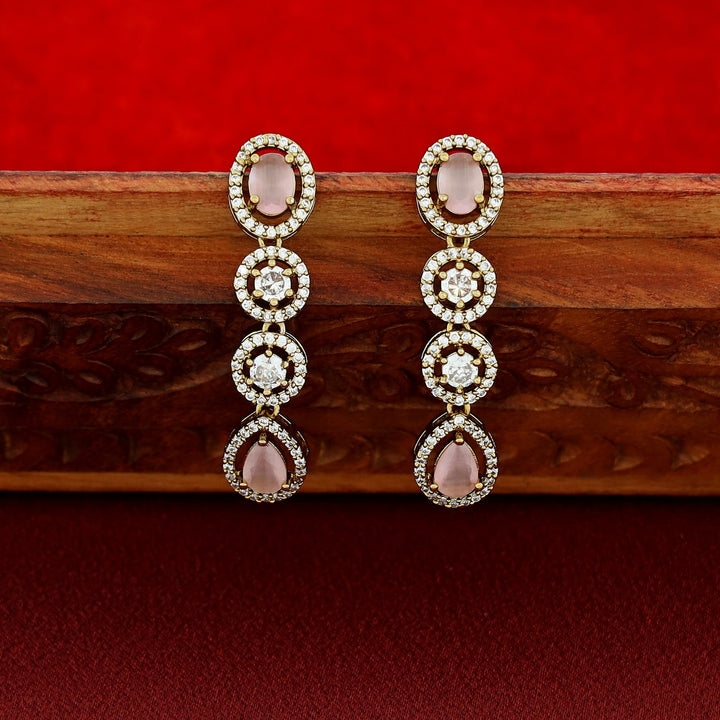 Anuga Glossy Short Neckpiece With Earring