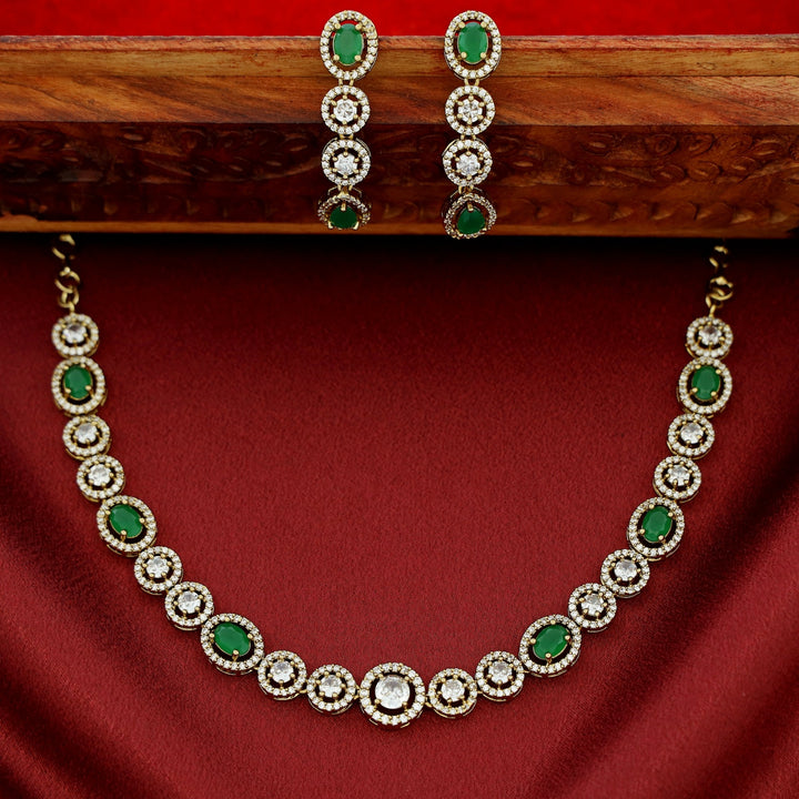 Anuga Glossy Short Neckpiece With Earring