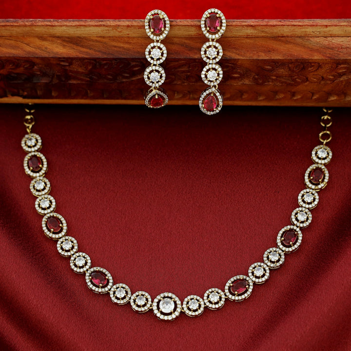 Anuga Glossy Short Neckpiece With Earring