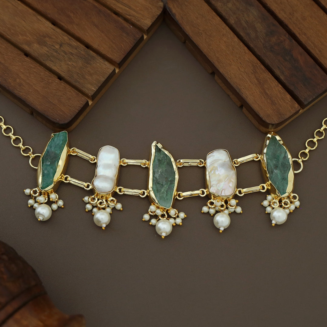 Bethany Raw Stone With Baroque Choker