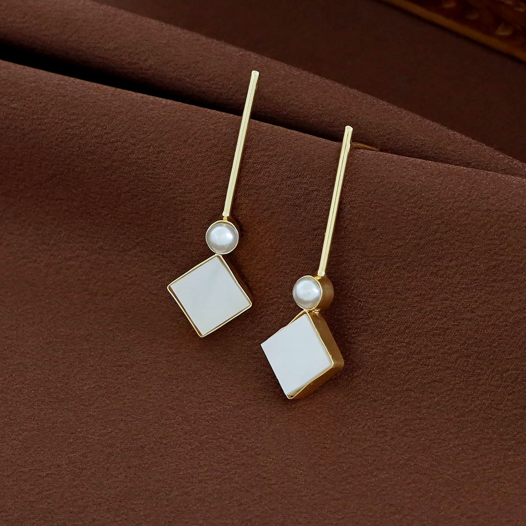 Diana Stick Pearl MOP Earring