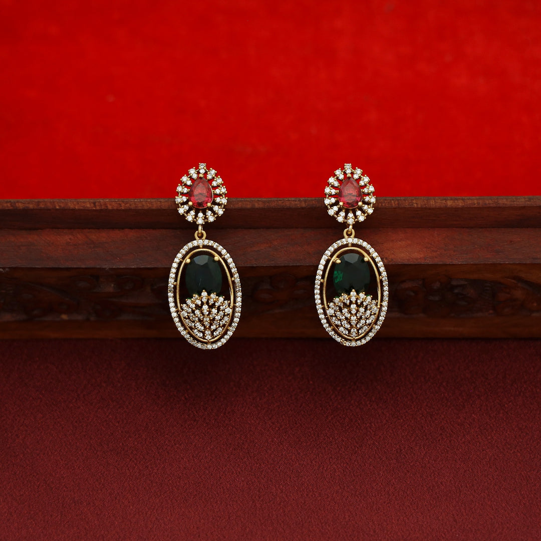 Miraya AD Stone Oval Drop Glossy Short Neckpiece With Earring