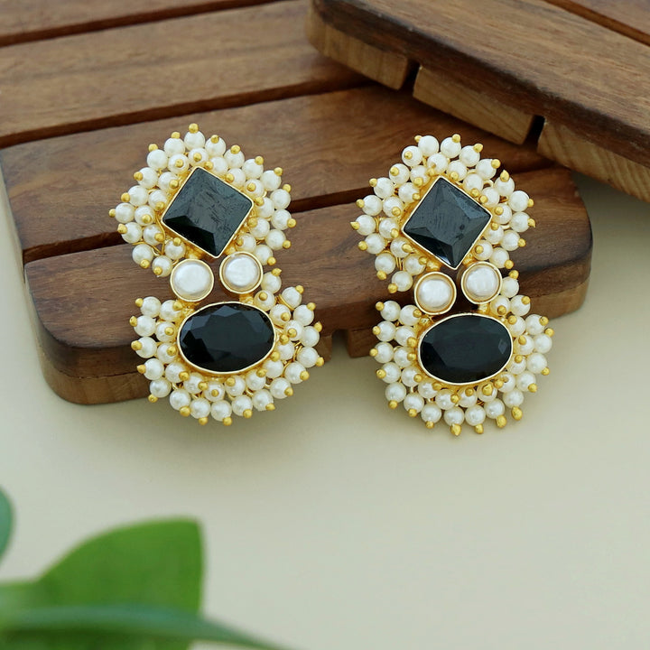 Nimora Dual Glossy Cluster Pearl Earring