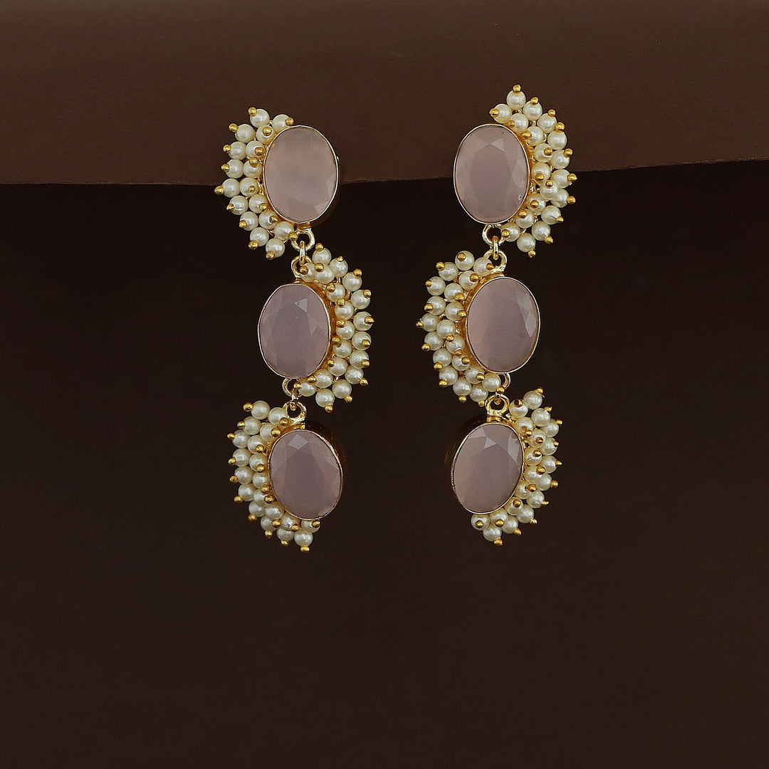 Aanshi Glossy Stone Curly Pearls Earring