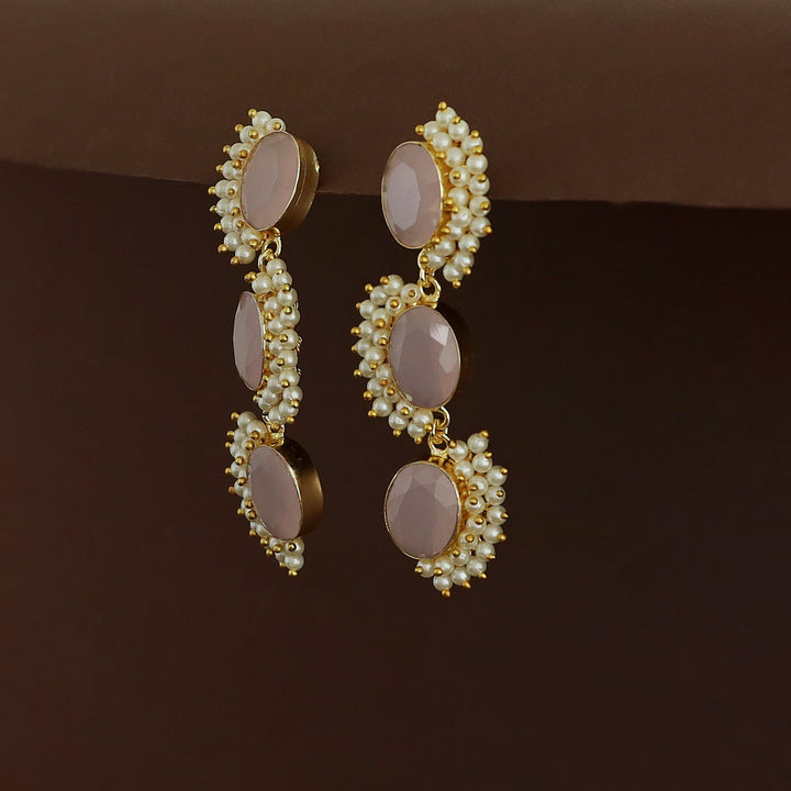 Aanshi Glossy Stone Curly Pearls Earring