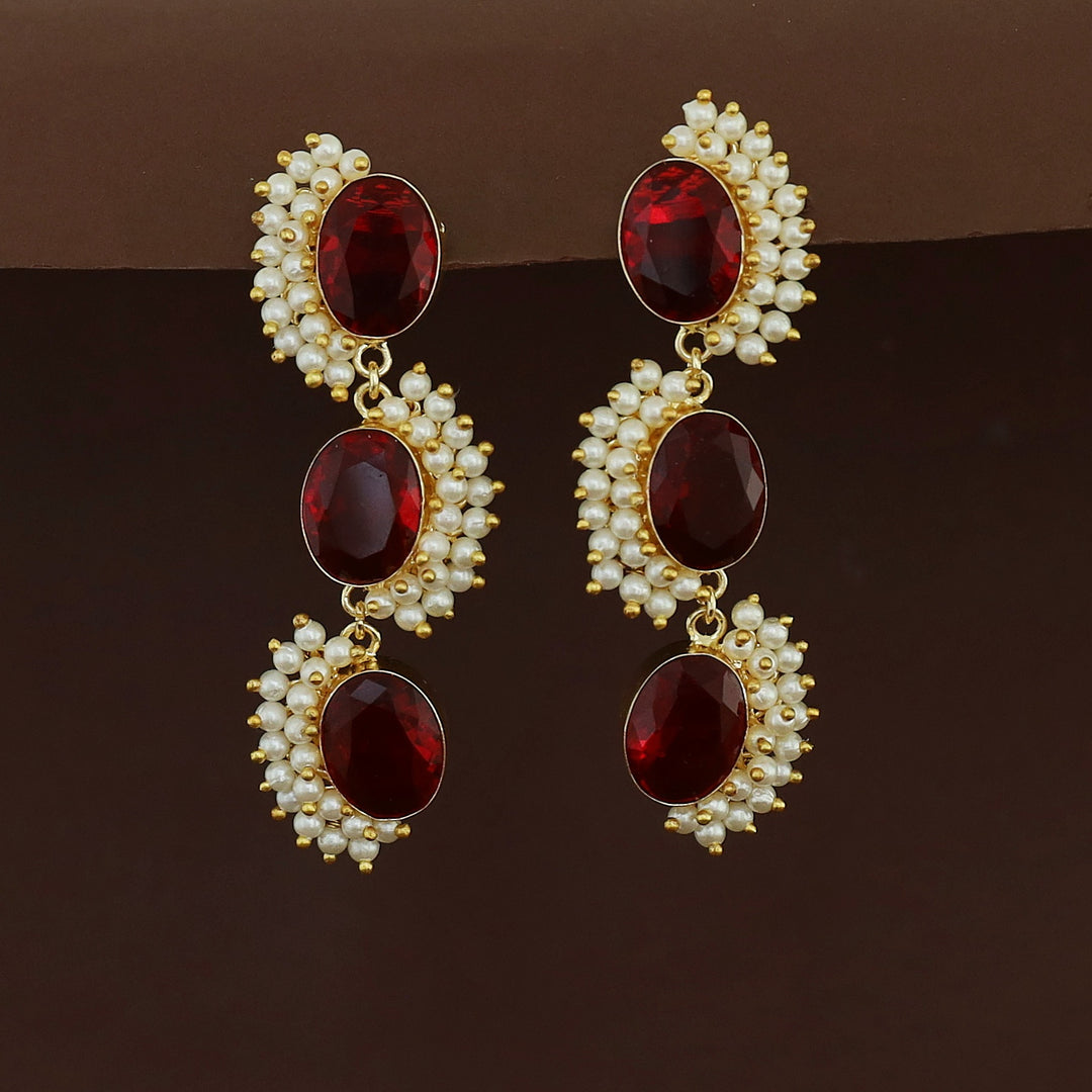 Aanshi Glossy Stone Curly Pearls Earring
