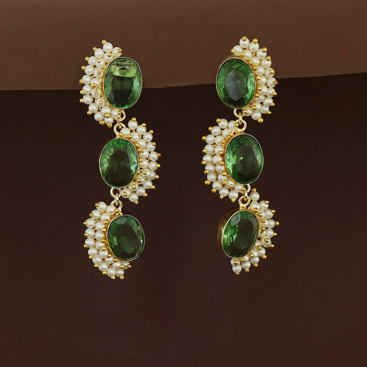 Aanshi Glossy Stone Curly Pearls Earring