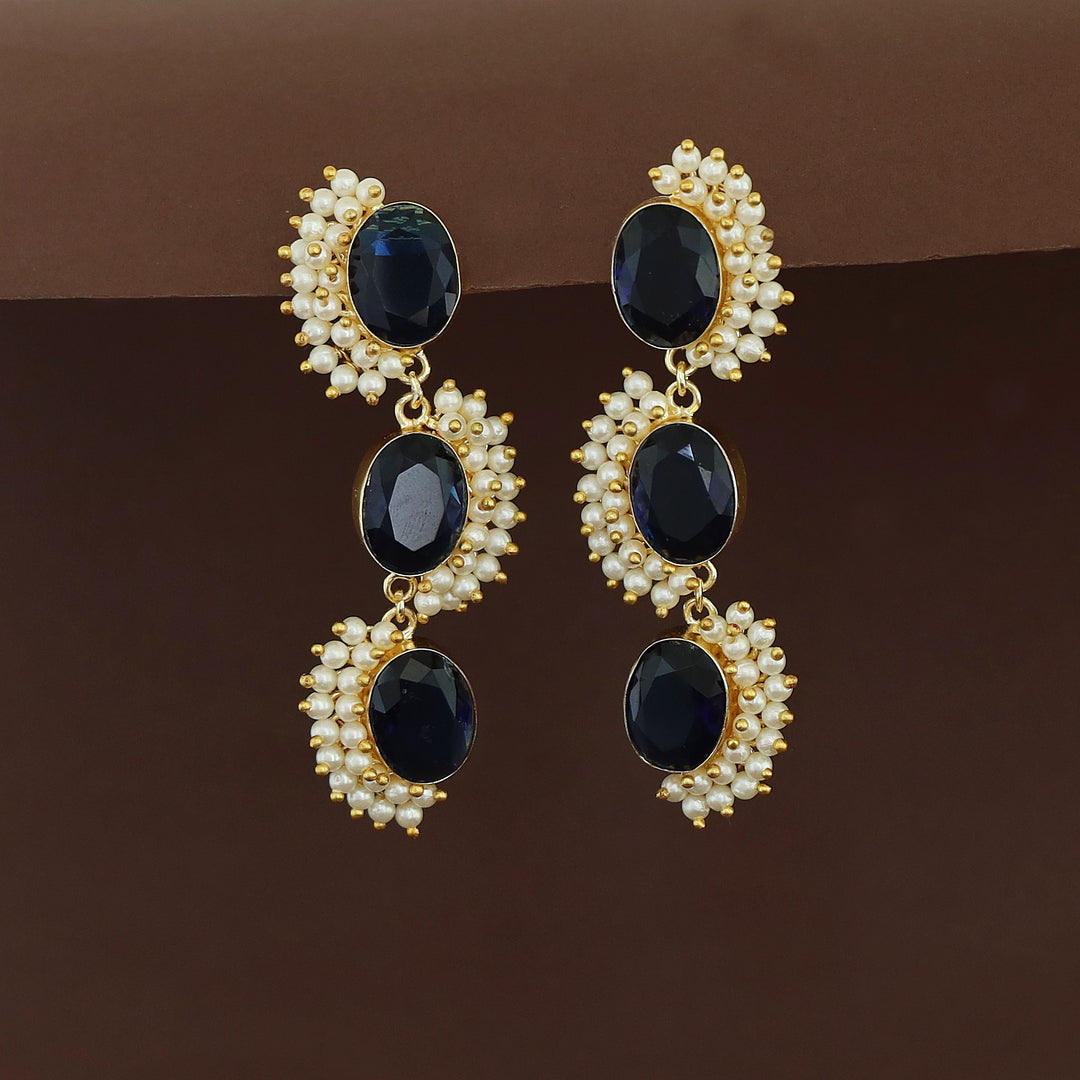 Aanshi Glossy Stone Curly Pearls Earring