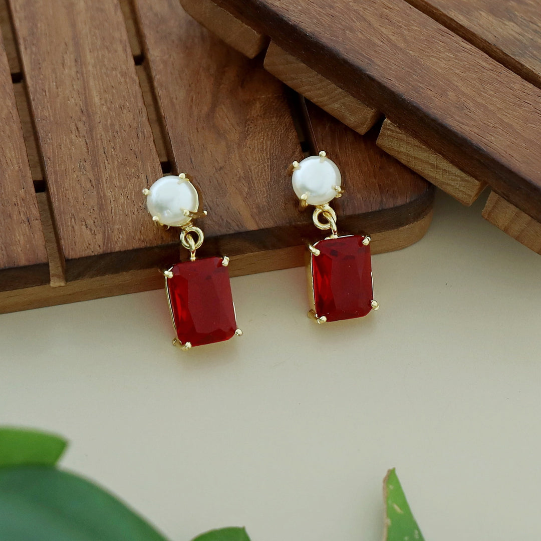 Naksha Multicolour Glossy Pearl Short Neckpiece With Earring