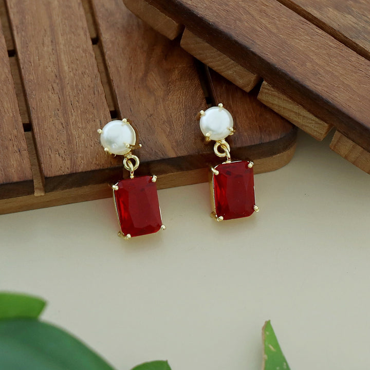 Naksha Multicolour Glossy Pearl Short Neckpiece With Earring