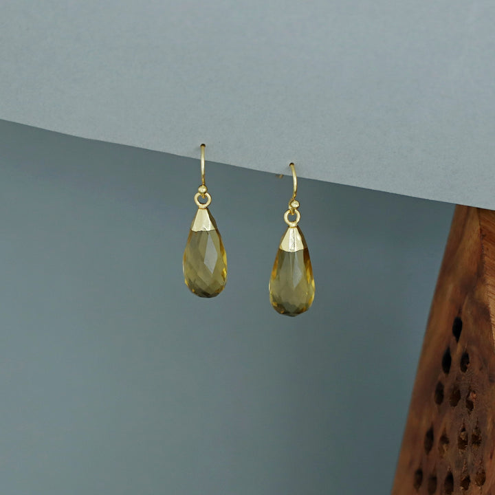 Linsa Golden Glossy Bud Drop