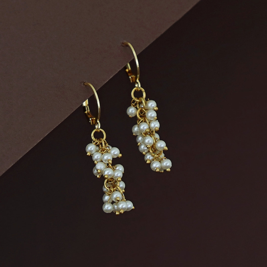 Raya Bunch Pearl Hoop Earring