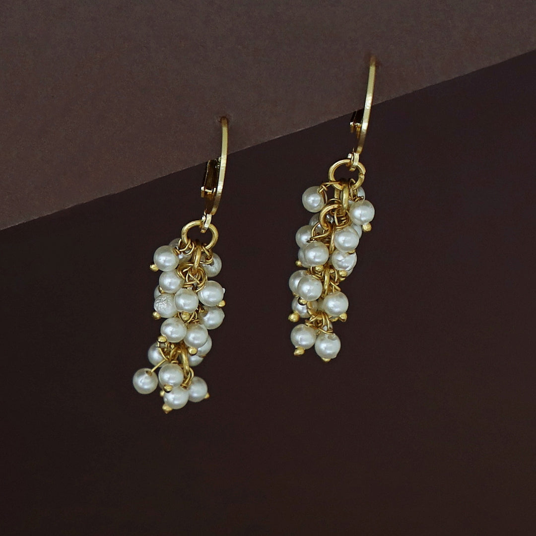Raya Bunch Pearl Hoop Earring