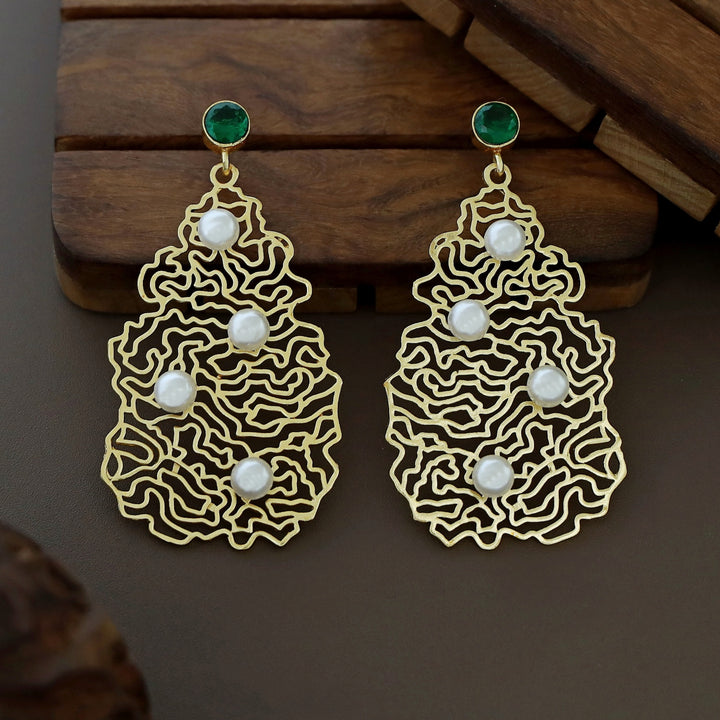 Odeza Golden Alga Tetra Pearl Glossy Earring