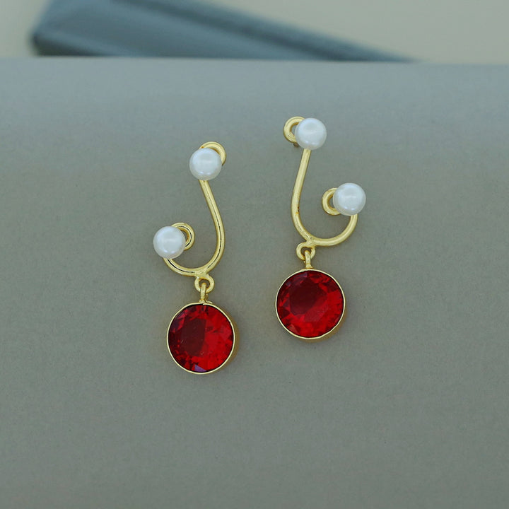 Reba Dual Pearl Circle Glossy Stone Earring