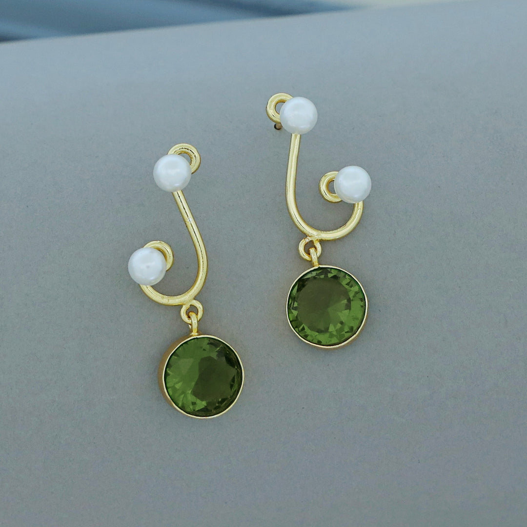 Reba Dual Pearl Circle Glossy Stone Earring