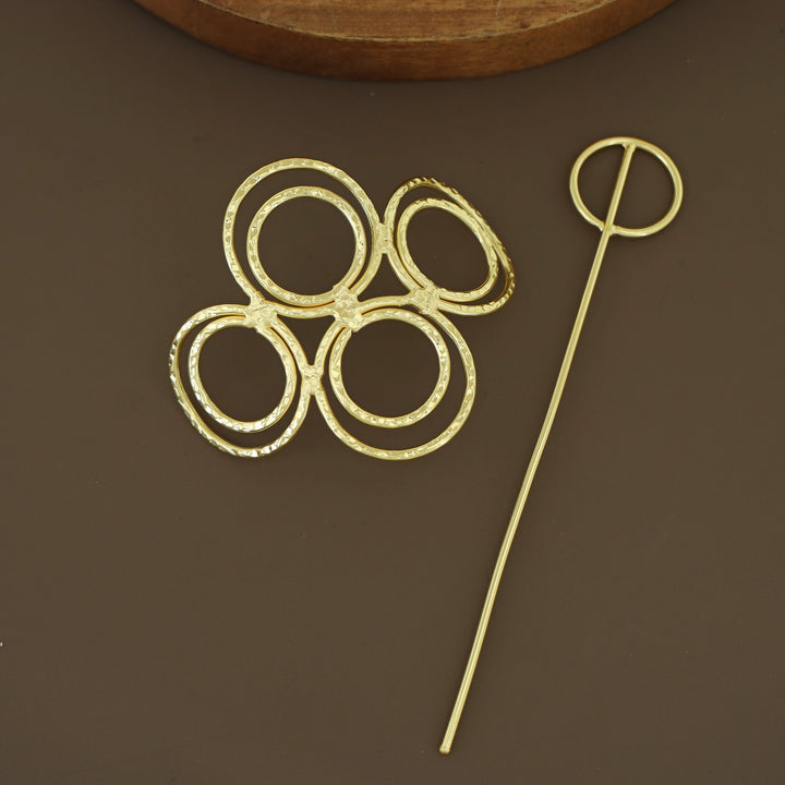 Naysa Tetra Hammered Circle  Hair Pin