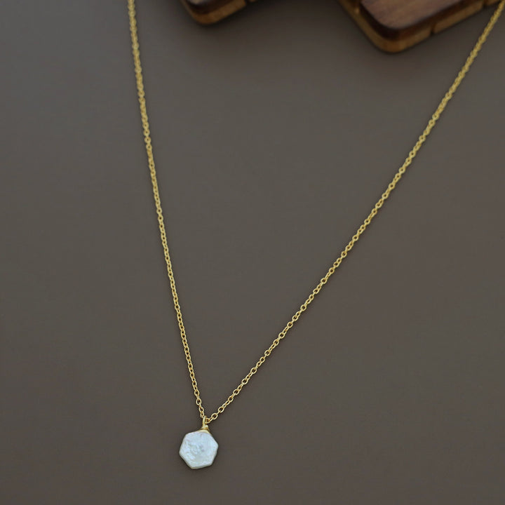 Junie Real Baroque Neckpiece