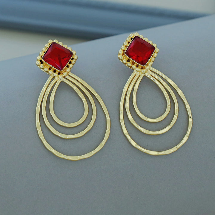 Lila Golden Hammered Tri Drop Glossy Earring