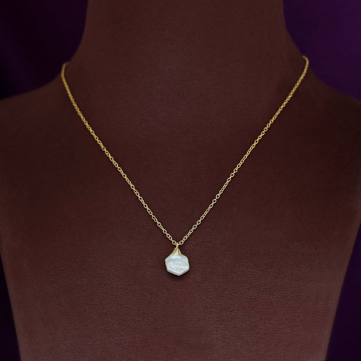 Junie Real Baroque Neckpiece