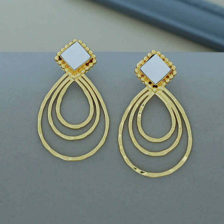 Lila Golden Hammered Tri Drop Glossy Earring