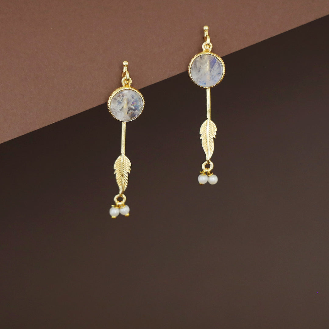 Hensa Feather Stick Pearl Earring