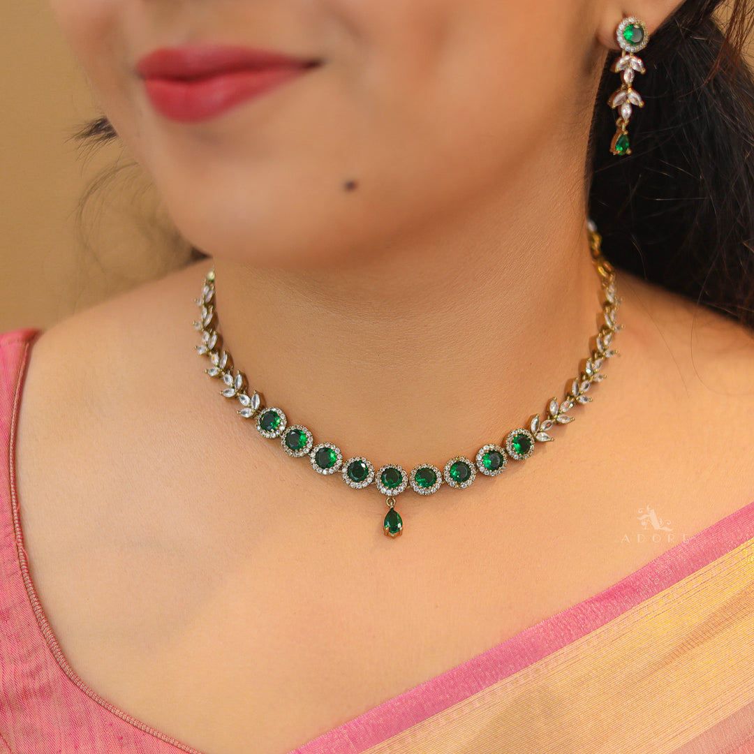 Niya Round Stone Short Neckpiece with Earring