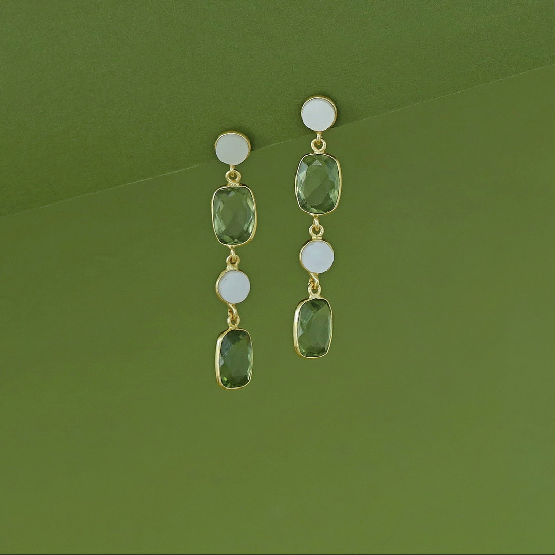Eshita Golden Dual MOP + Glossy Earring