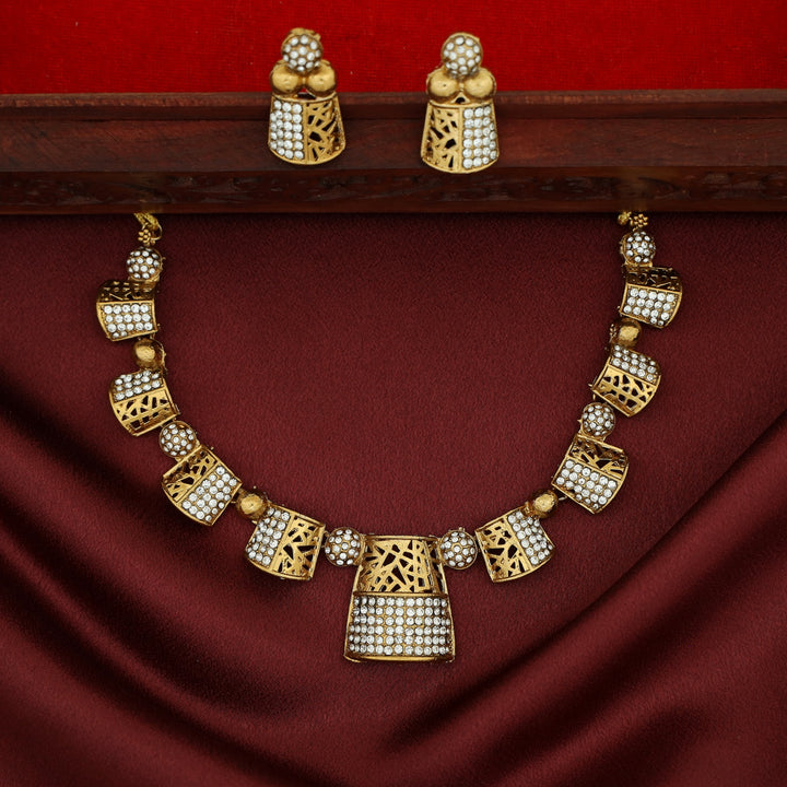 Samvrudhi Rectangle Stoned  Short Neckpiece With Earring