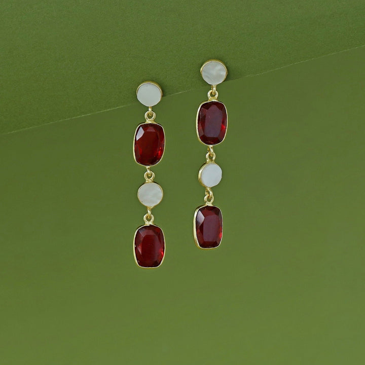Eshita Golden Dual MOP + Glossy Earring