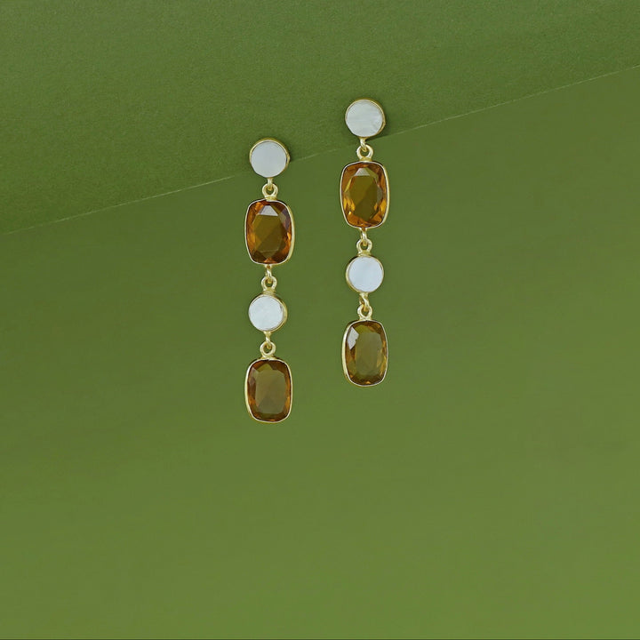 Eshita Golden Dual MOP + Glossy Earring