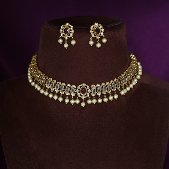 Theja Oval Stone Pearl Neckpiece With Earring