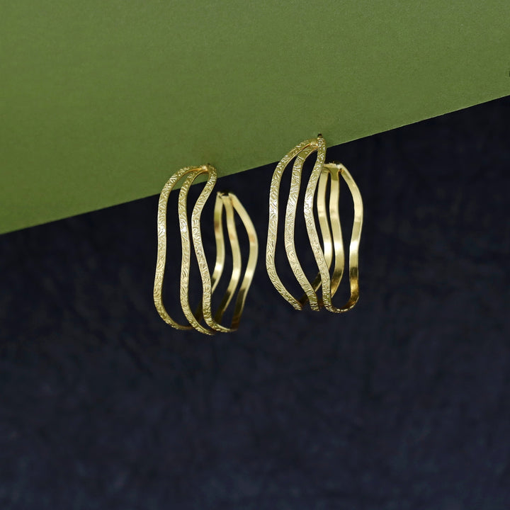 Elina Golden 3 Layer Wave Hoop