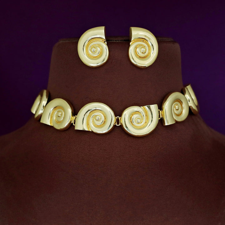 Aviana Golden Snail Shape Choker With Earring