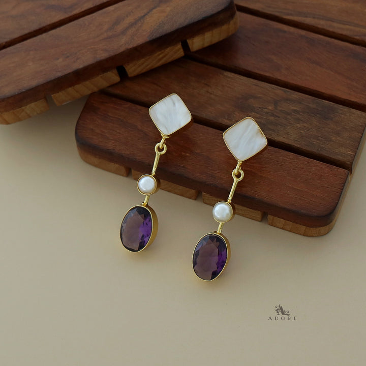 Golden Stick Oval Glossy Pearl MOP Earring