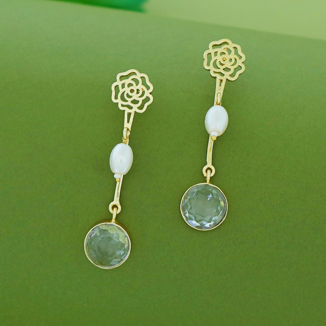 Golden Mini Raazi Flower Stick Pearl Glossy Earring