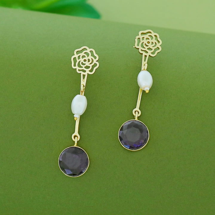 Golden Mini Raazi Flower Stick Pearl Glossy Earring