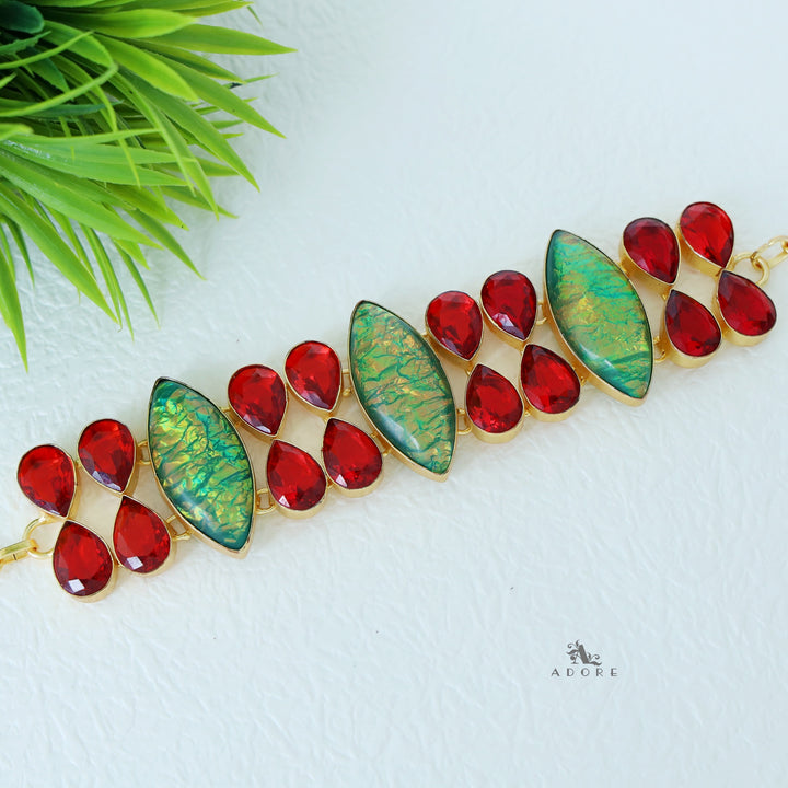 Scarlett Choker