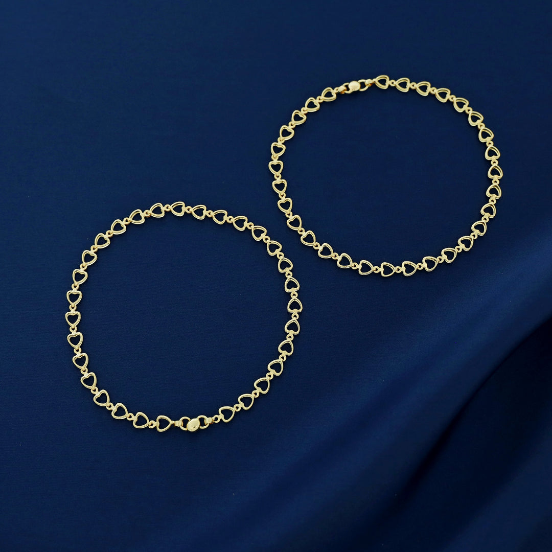 Kuhu Golden Heart Chain Anklet