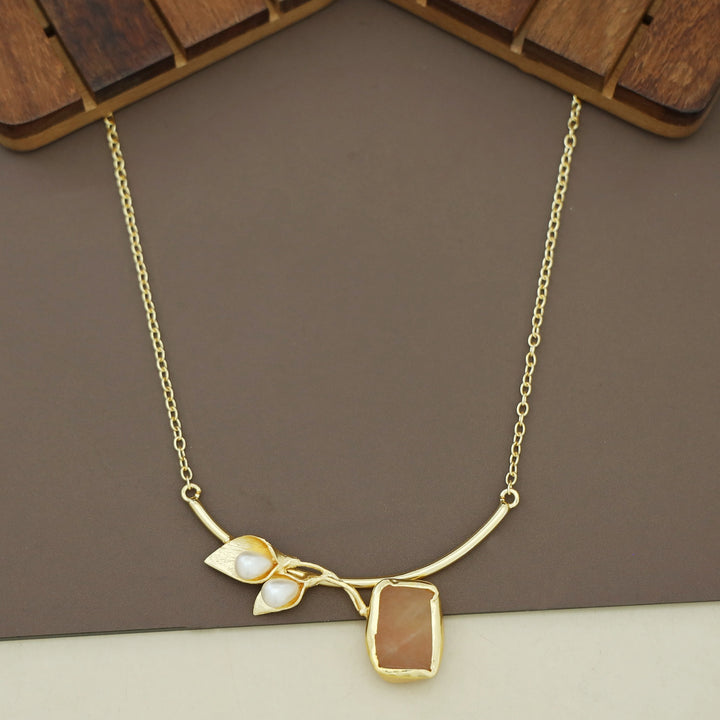 Golden Two Fold Leafy Pearl Raw Stone Neckpiece